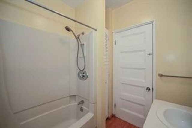 60 Highland Avenue 1, Cambridge, MA 02139