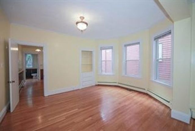 60 Highland Avenue 1, Cambridge, MA 02139