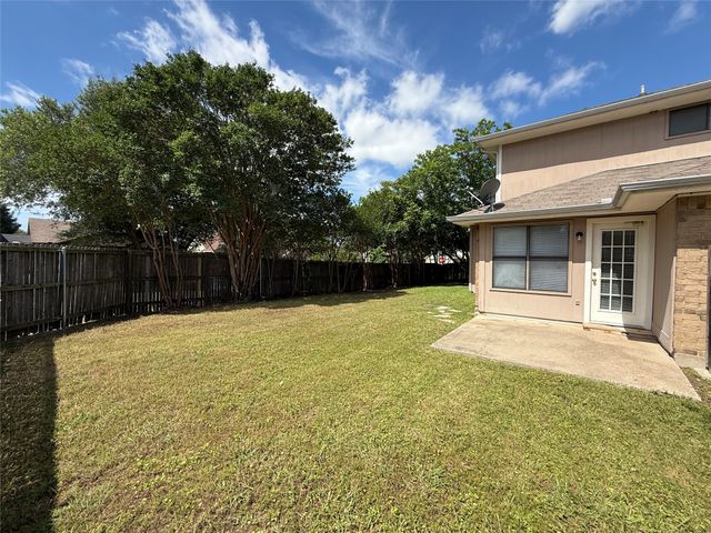 1330 Planters Road, Mesquite, TX 75149