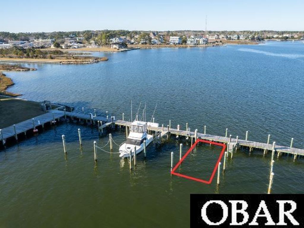 Image 1 of property listing at 0 Docks Slip R13, Manteo, NC 27954