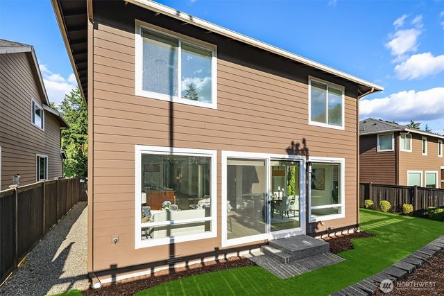 33827 56th Place S, Auburn, WA 98001