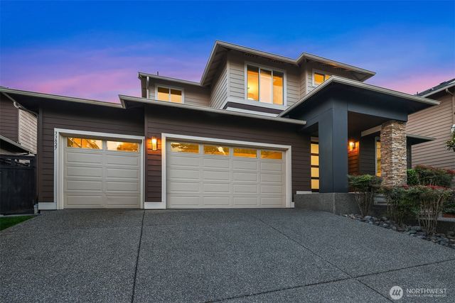 33827 56th Place S, Auburn, WA 98001