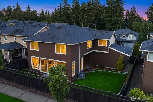 33827 56th Place S, Auburn, WA 98001