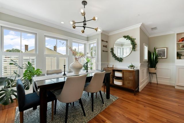 49 L St 5, Boston, MA 02127