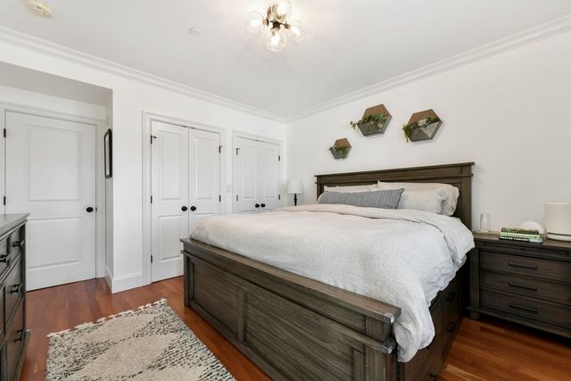 49 L St 5, Boston, MA 02127