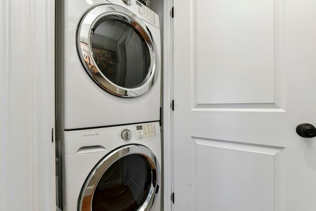 49 L St 5, Boston, MA 02127