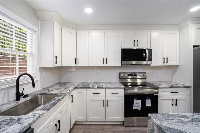 610 Pine Grove Road, Roswell, GA 30075