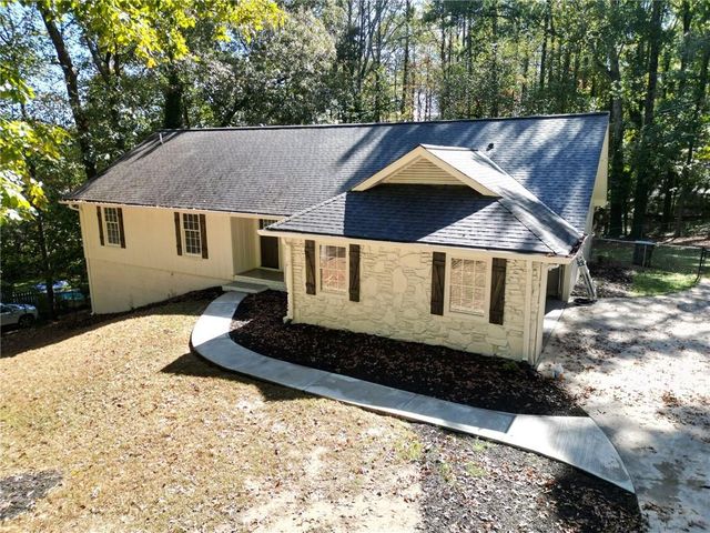 610 Pine Grove Road, Roswell, GA 30075