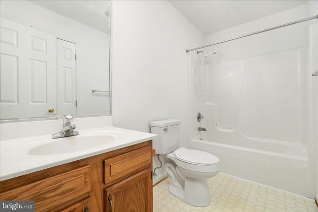 114 HILLVIEW DR, Maurertown, VA 22644