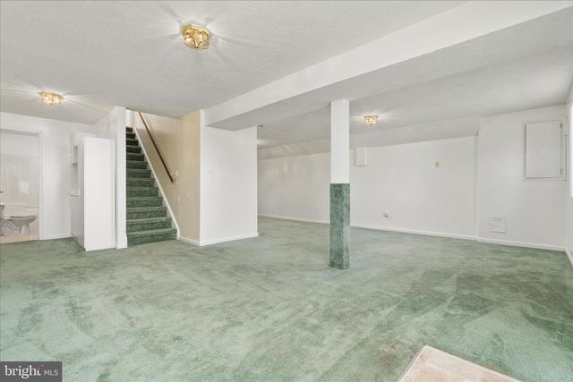 114 HILLVIEW DR, Maurertown, VA 22644