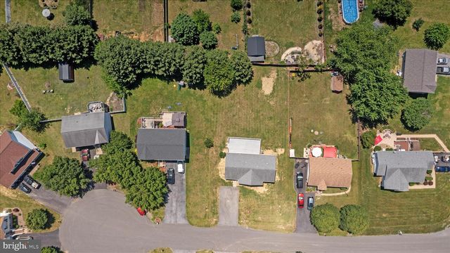 114 HILLVIEW DR, Maurertown, VA 22644