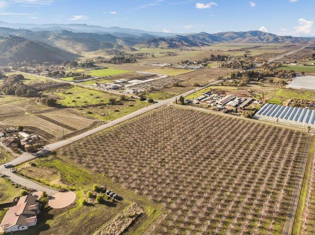 623 San Bruno Avenue A, Morgan Hill, CA 95037