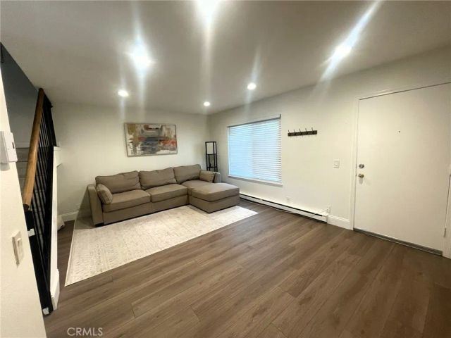 2961 S Sycamore Street B, Santa Ana, CA 92707
