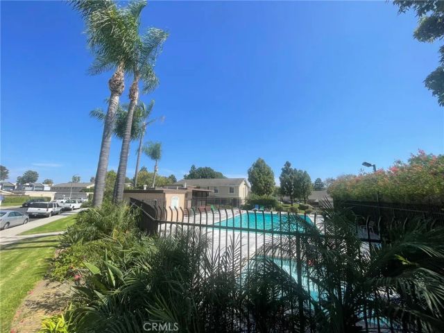 2961 S Sycamore Street B, Santa Ana, CA 92707