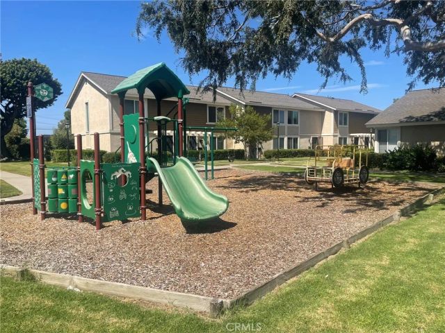 2961 S Sycamore Street B, Santa Ana, CA 92707
