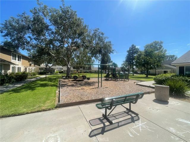 2961 S Sycamore Street B, Santa Ana, CA 92707