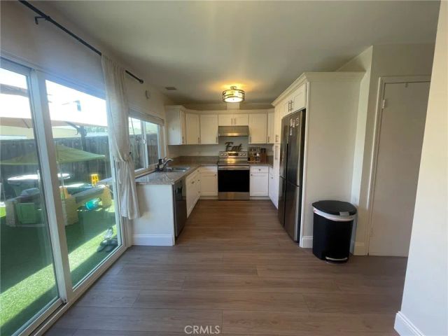 2961 S Sycamore Street B, Santa Ana, CA 92707