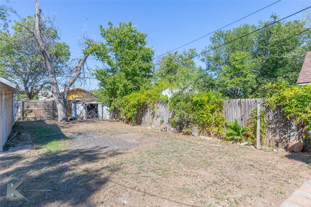 1126 Peach Street, Abilene, TX 79602