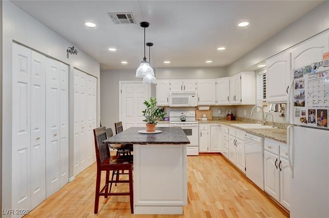 3765 Berkeley Street, Logandale, NV 89021