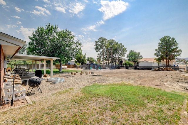 3765 Berkeley Street, Logandale, NV 89021