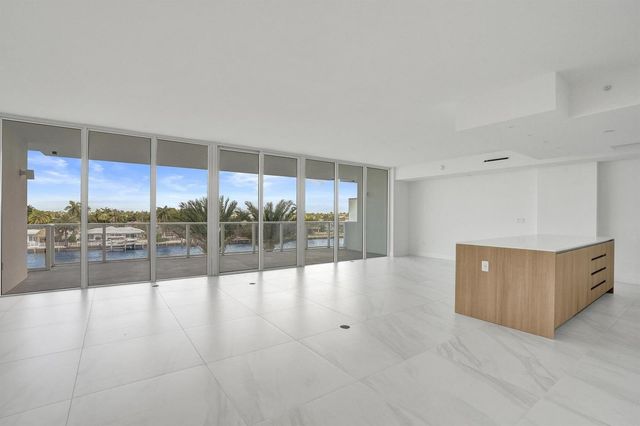 407 N Riverside Drive 303, Pompano Beach, FL 33062