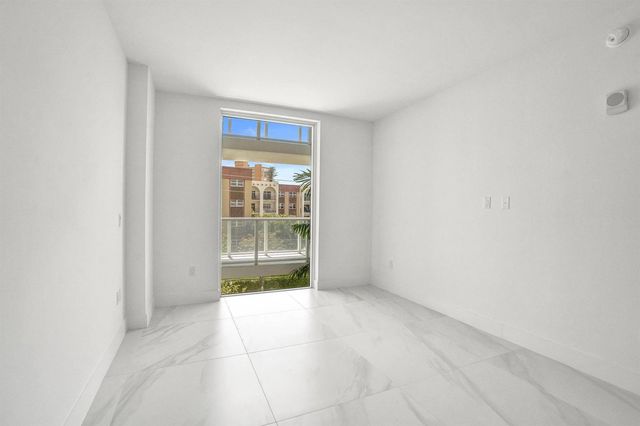 407 N Riverside Drive 303, Pompano Beach, FL 33062