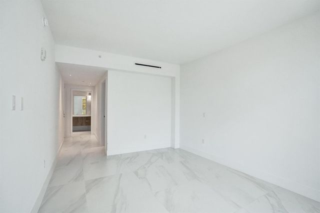 407 N Riverside Drive 303, Pompano Beach, FL 33062