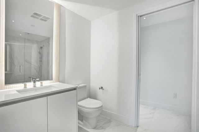 407 N Riverside Drive 303, Pompano Beach, FL 33062