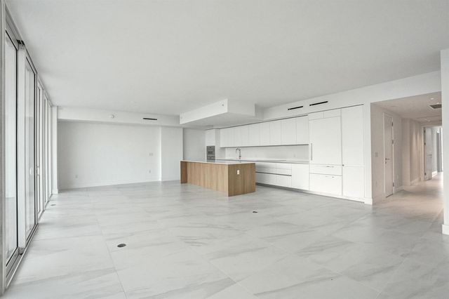 407 N Riverside Drive 303, Pompano Beach, FL 33062
