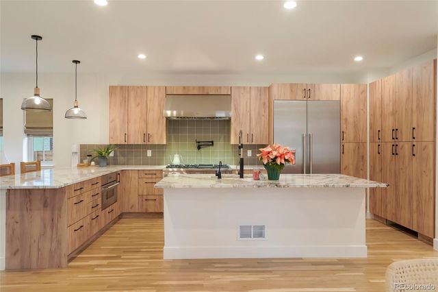 1150 Leyden Street, Denver, CO 80220