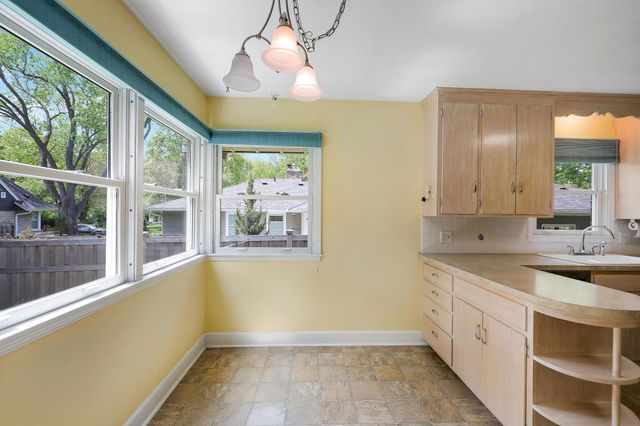 5041 Richmond Drive, Edina, MN 55436