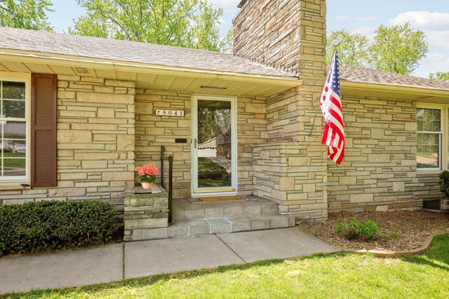 5041 Richmond Drive, Edina, MN 55436