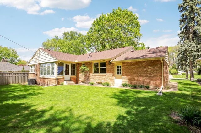 5041 Richmond Drive, Edina, MN 55436