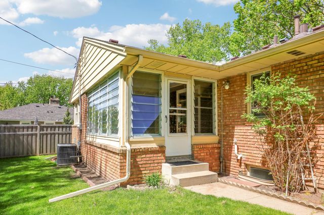 5041 Richmond Drive, Edina, MN 55436