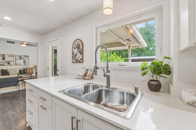 3604 Carla DR, Austin, TX 78754