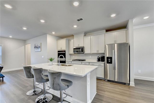 2756 Devon Vale Street, Lawrenceville, GA 30044