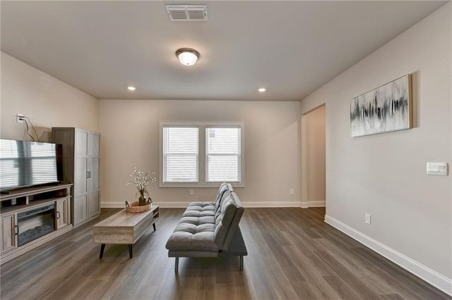 2756 Devon Vale Street, Lawrenceville, GA 30044