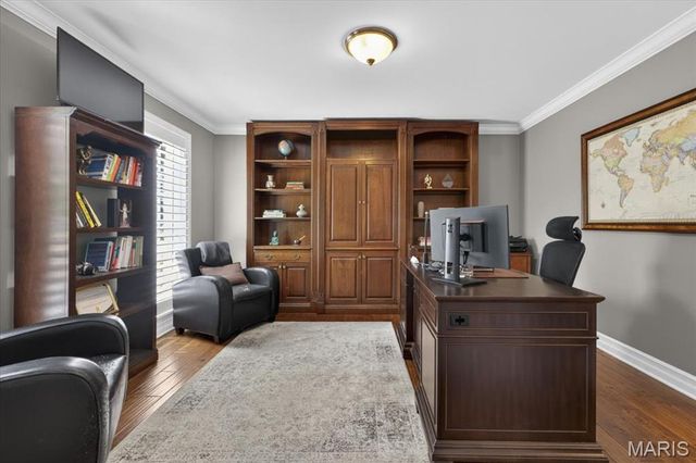 1040 Wellington Terrace, Town And Country, MO 63017
