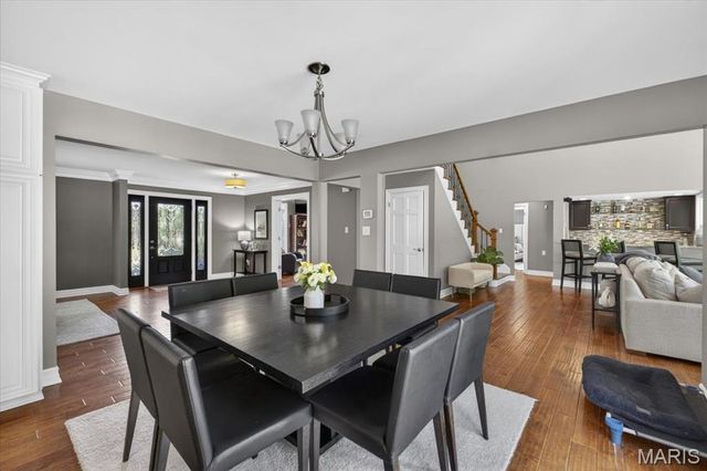 1040 Wellington Terrace, Town And Country, MO 63017