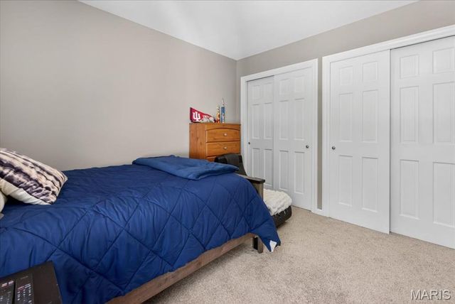 1040 Wellington Terrace, Town And Country, MO 63017