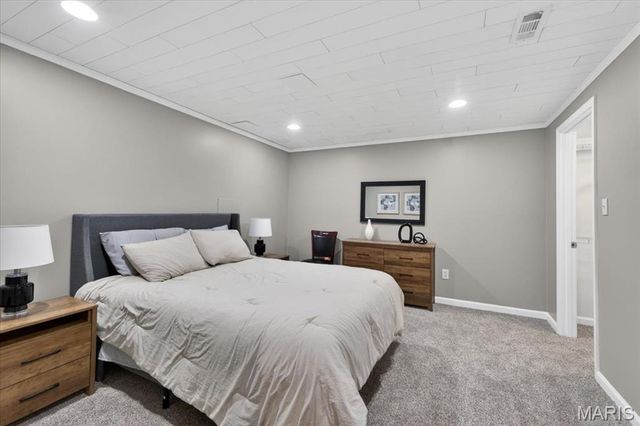 1040 Wellington Terrace, Town And Country, MO 63017