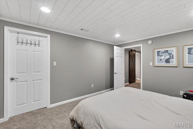 1040 Wellington Terrace, Town And Country, MO 63017
