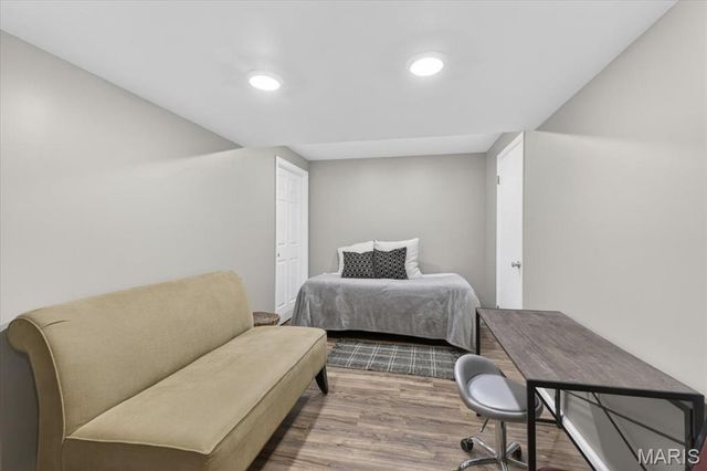1040 Wellington Terrace, Town And Country, MO 63017