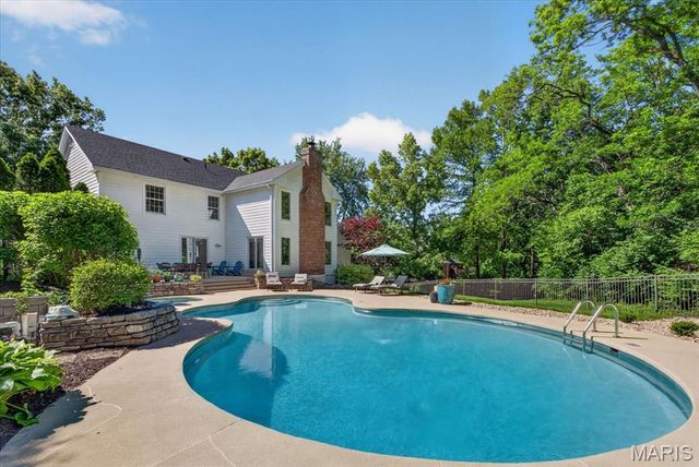 1040 Wellington Terrace, Town And Country, MO 63017