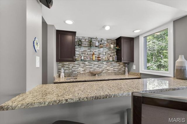 1040 Wellington Terrace, Town And Country, MO 63017