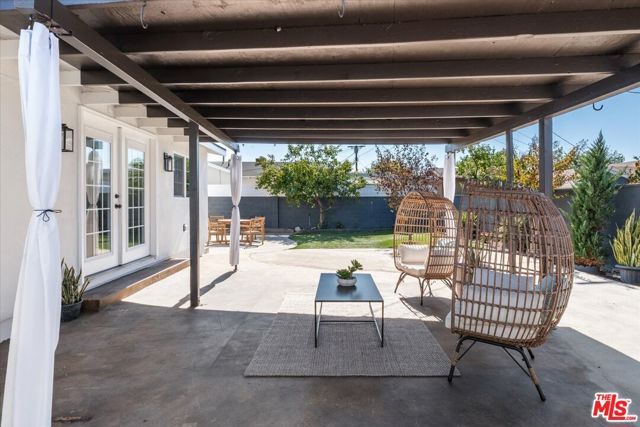 7045 Varna Avenue, North Hollywood (los Angeles), CA 91605