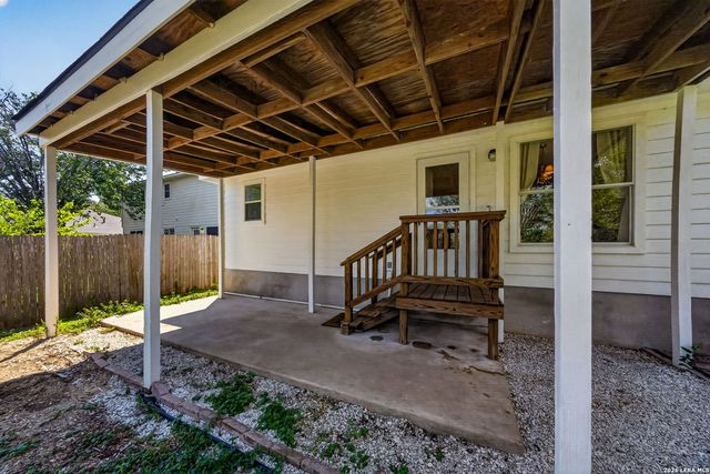 15218 Kamary Ln, San Antonio, TX 78247