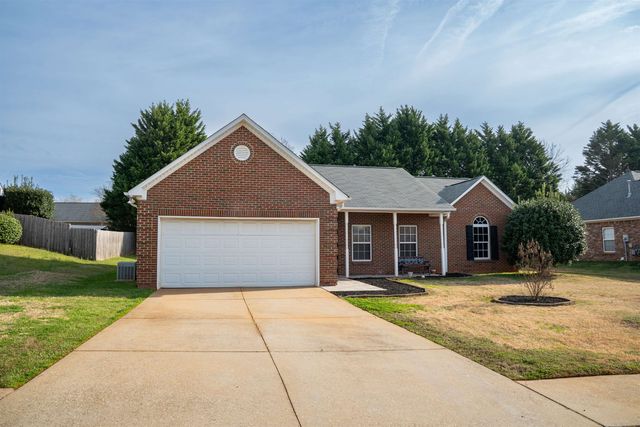 298 Glen Crest Drive, Moore, SC 29369