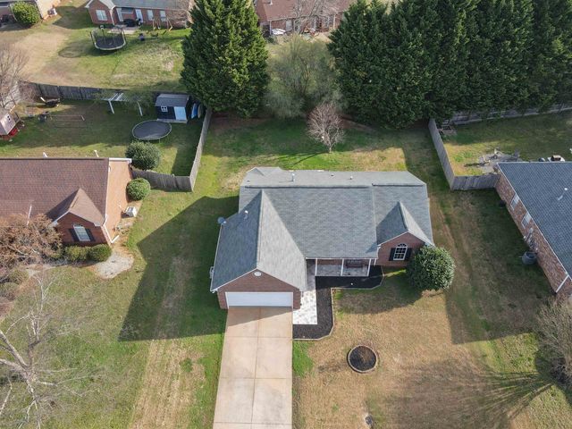 298 Glen Crest Drive, Moore, SC 29369