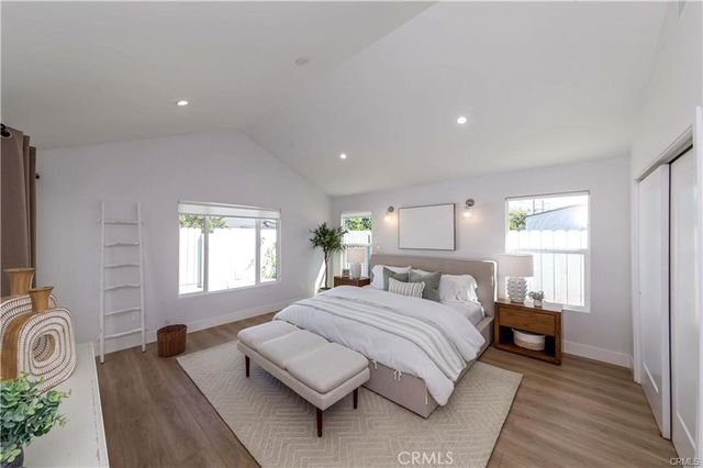7426 Leescott Avenue, Lake Balboa, CA 91406